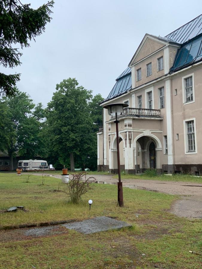 St. Georg Kloster Milmersdorf Exteriör bild